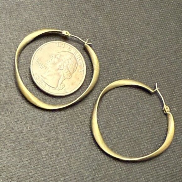 Lia Sophia "TWIX" Earrings - Picture 4 of 7